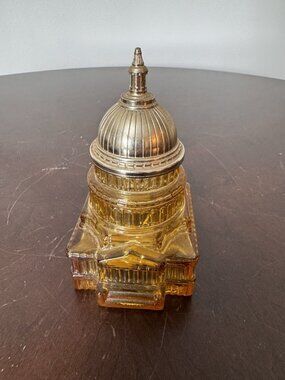 VTG  Avon The Capitol Tribute After Shave Decanter Empty